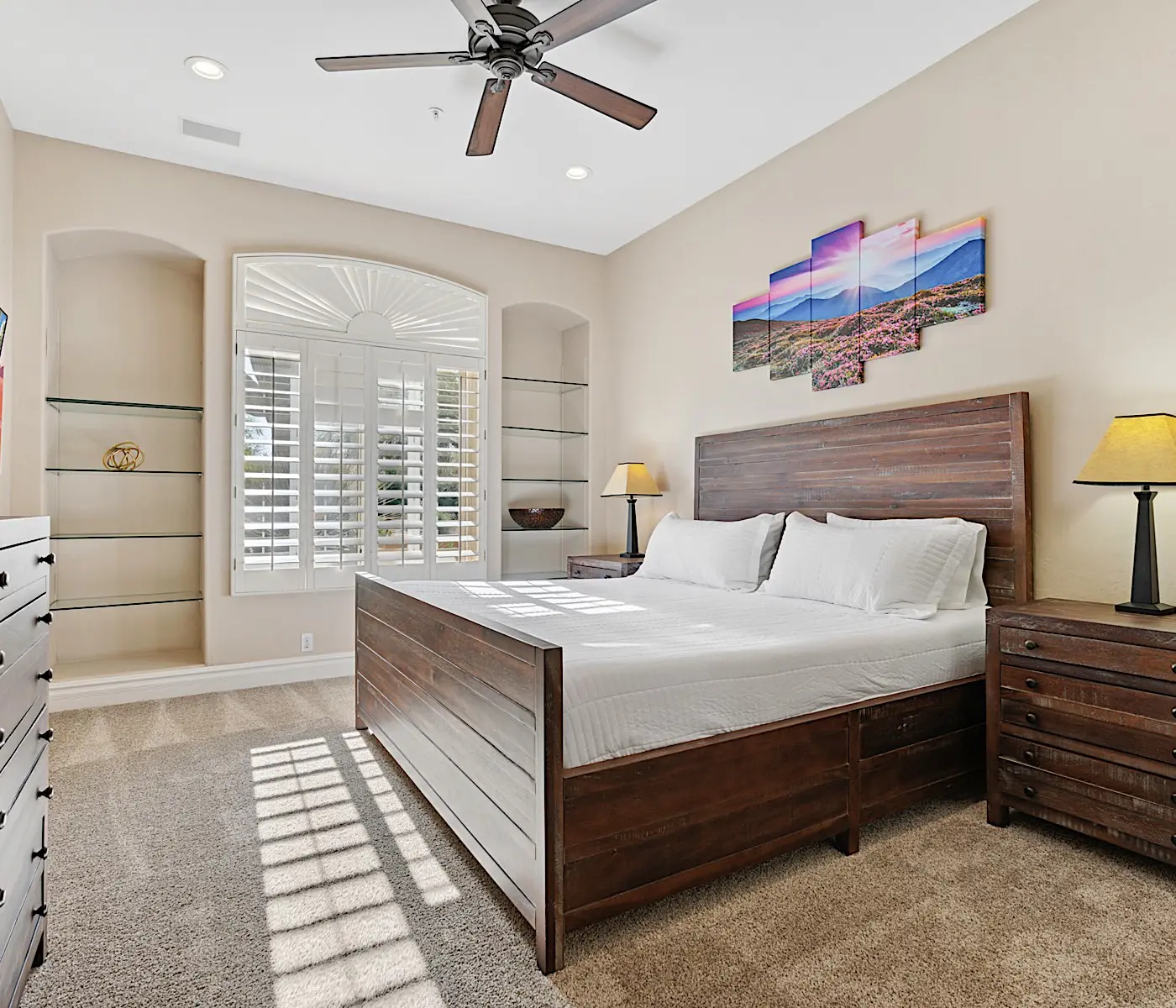 Pinnacle Peak Estate