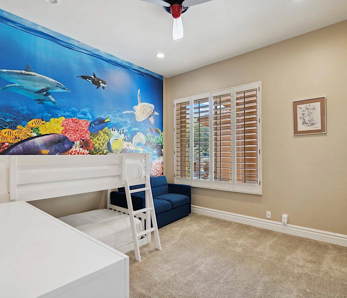 Pinnacle Peak Estate