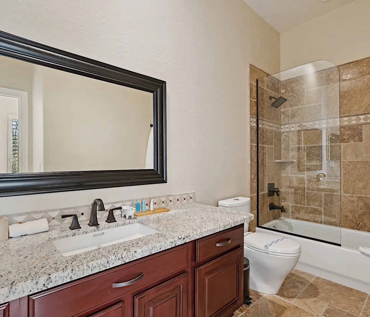 Pinnacle Peak Estate