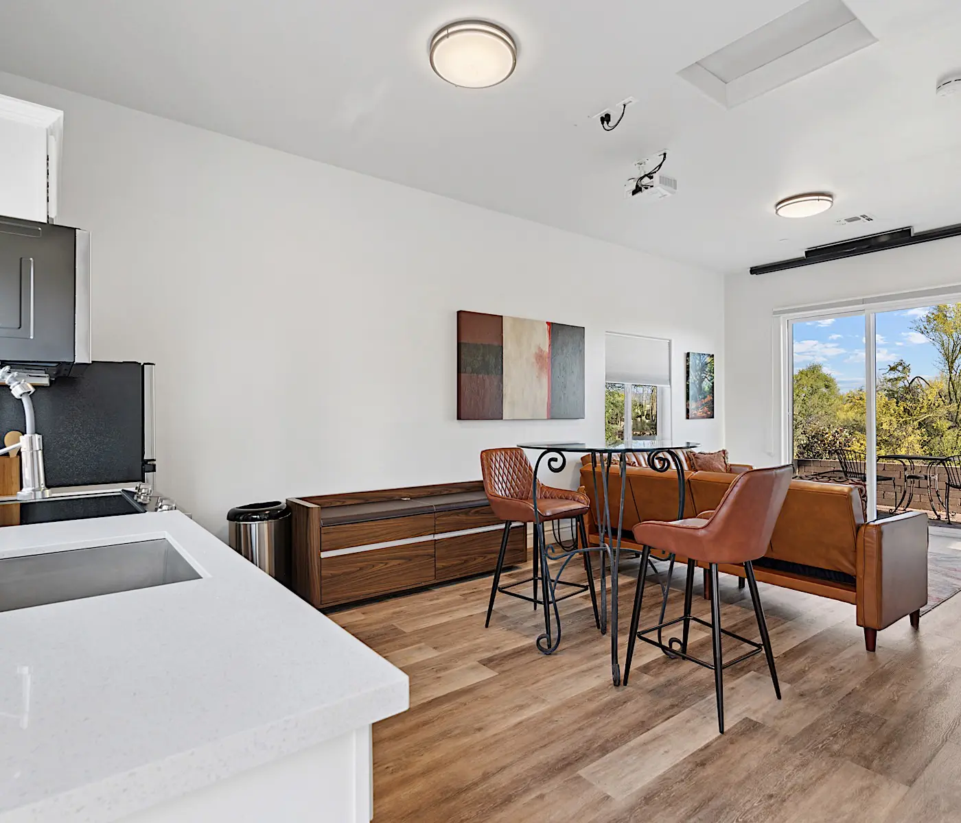 Pinnacle Peak Estate