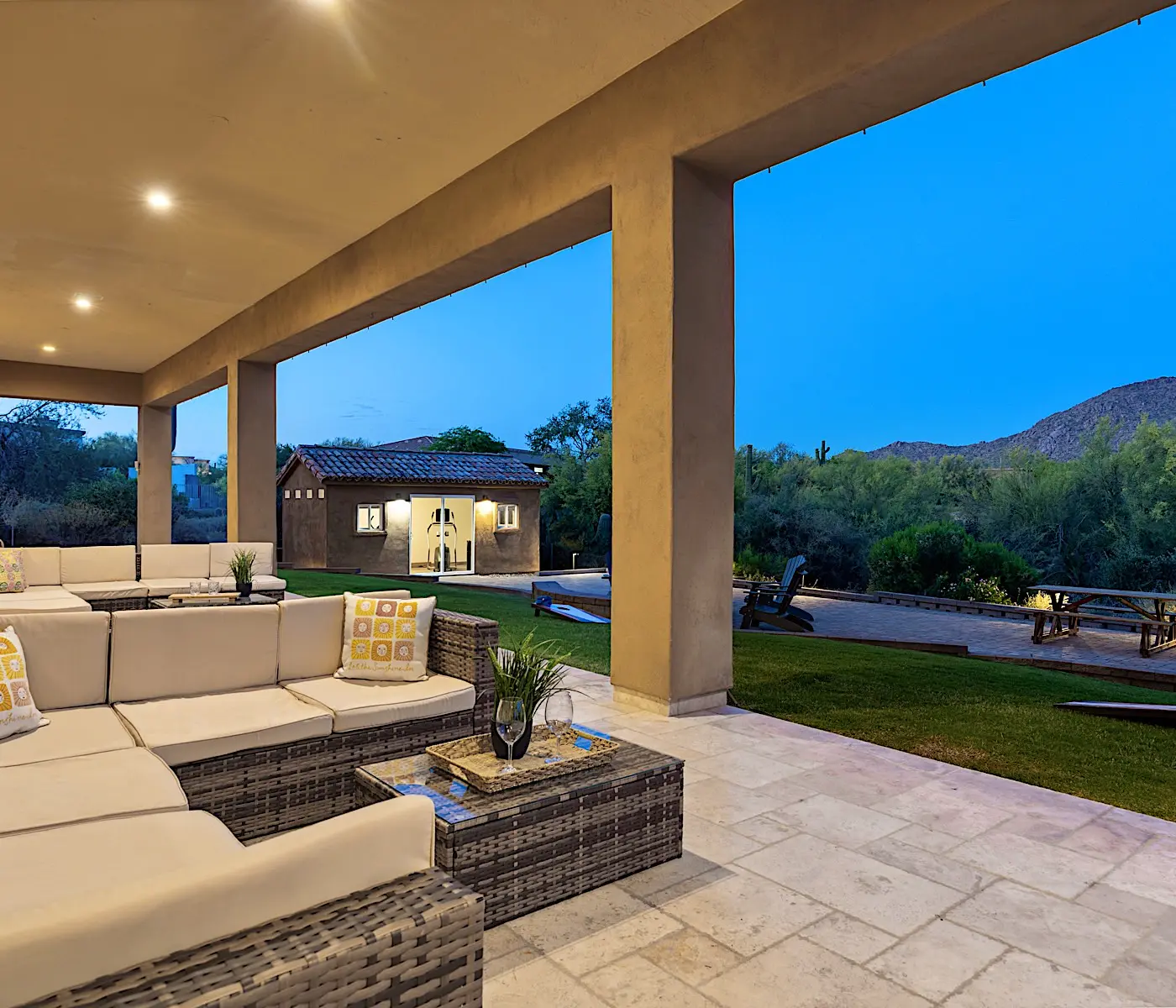Pinnacle Peak Estate