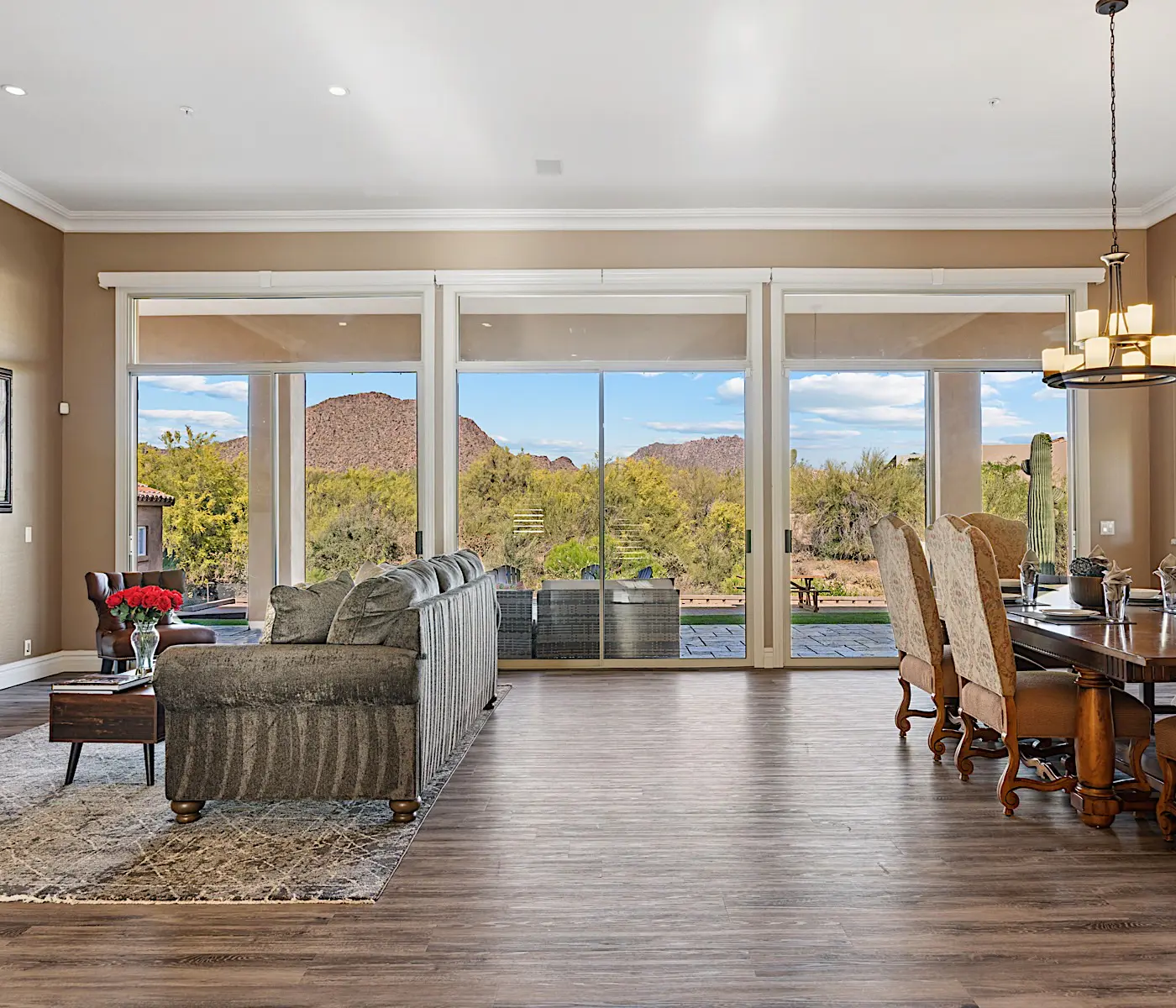 Pinnacle Peak Estate