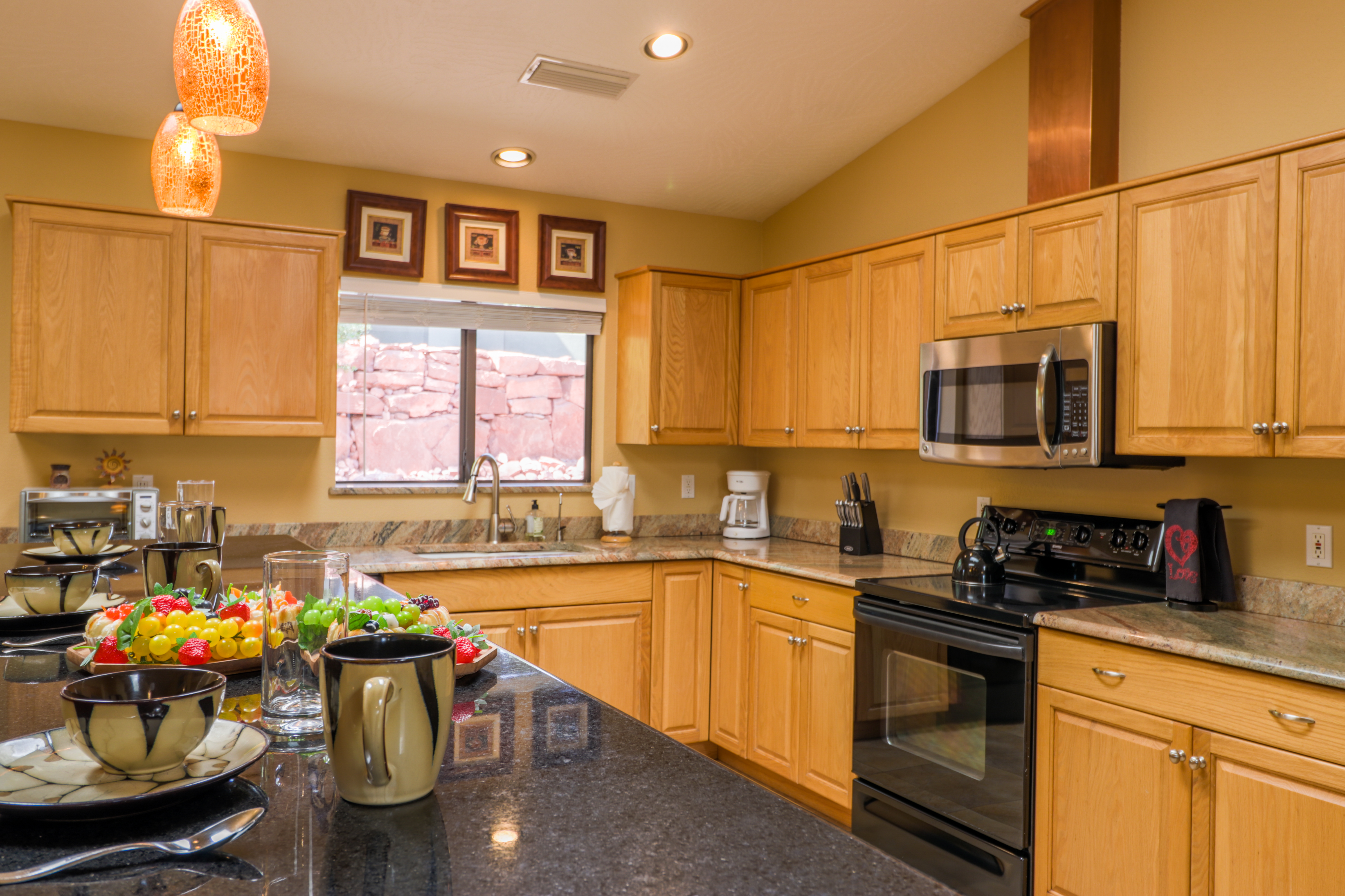 New Listing ~ Roadrunner Retreat 3 Bed 2 Bath In West Sedona