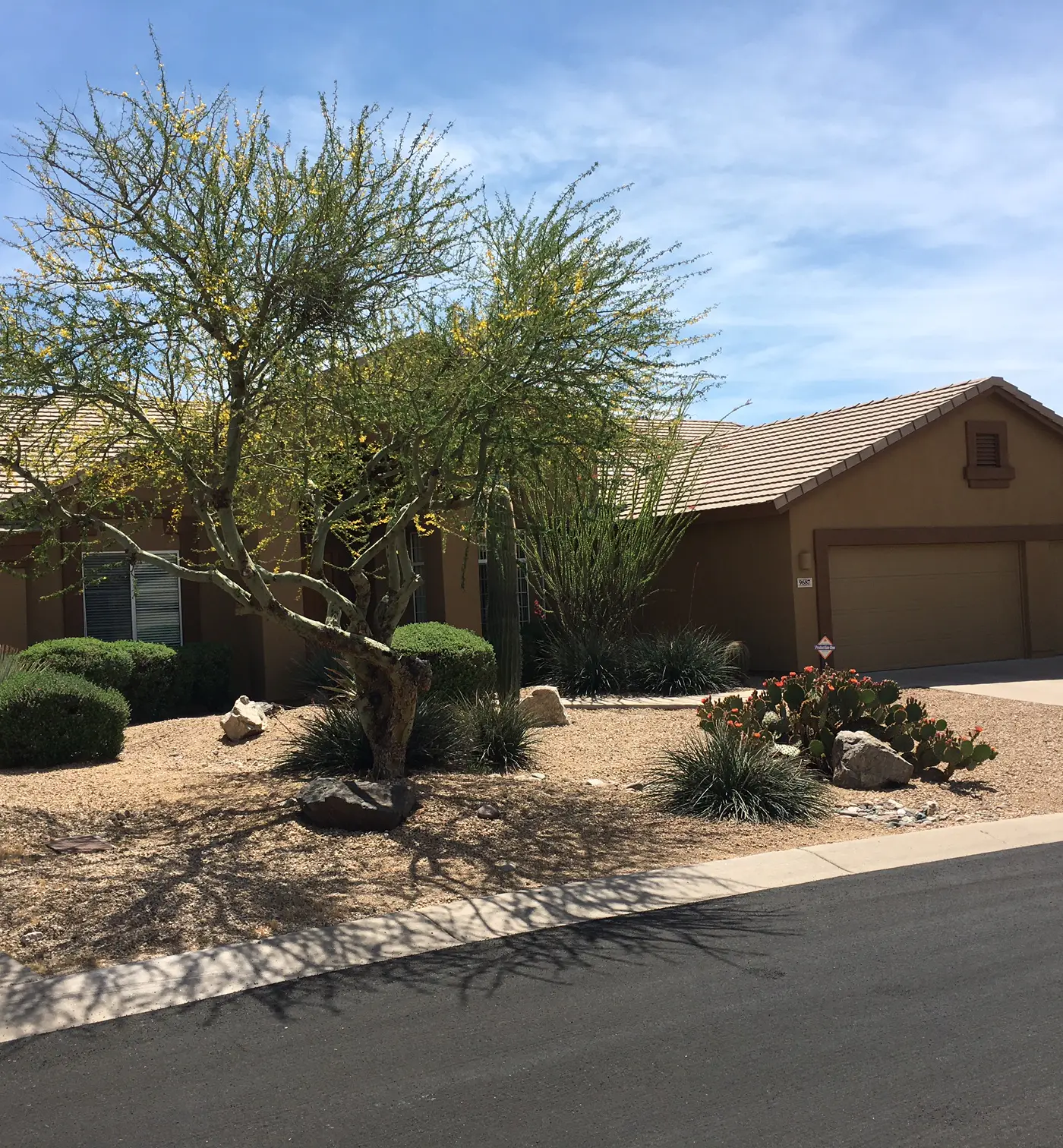 Troon Balancing Rock Home - T9687