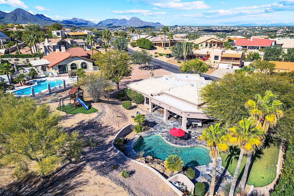 Hillside Tranquility - Desert Views, Heated Pool, Outdoor Kitchen & Light-Filled Luxury