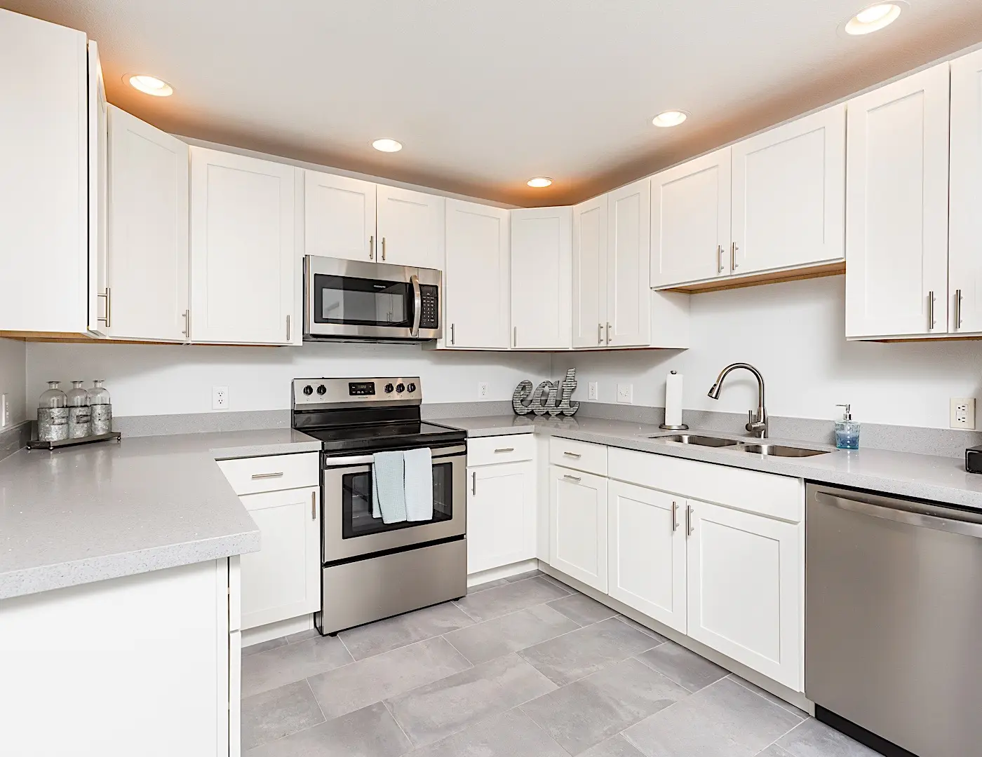 Villages North Condo