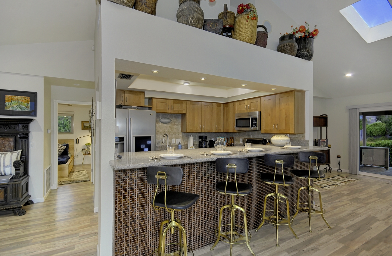 Bohemian Rhapsody Retreat ~ 2 Bed 3 Bath With Game and Theatre Room