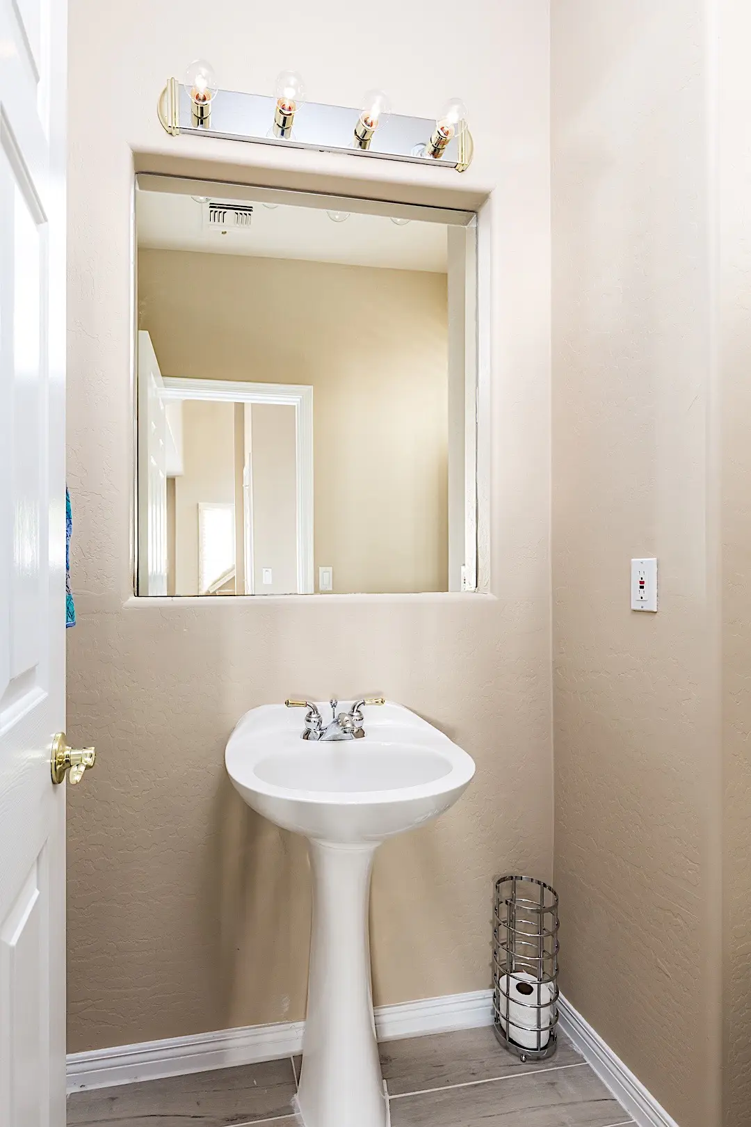 Cachet Condo