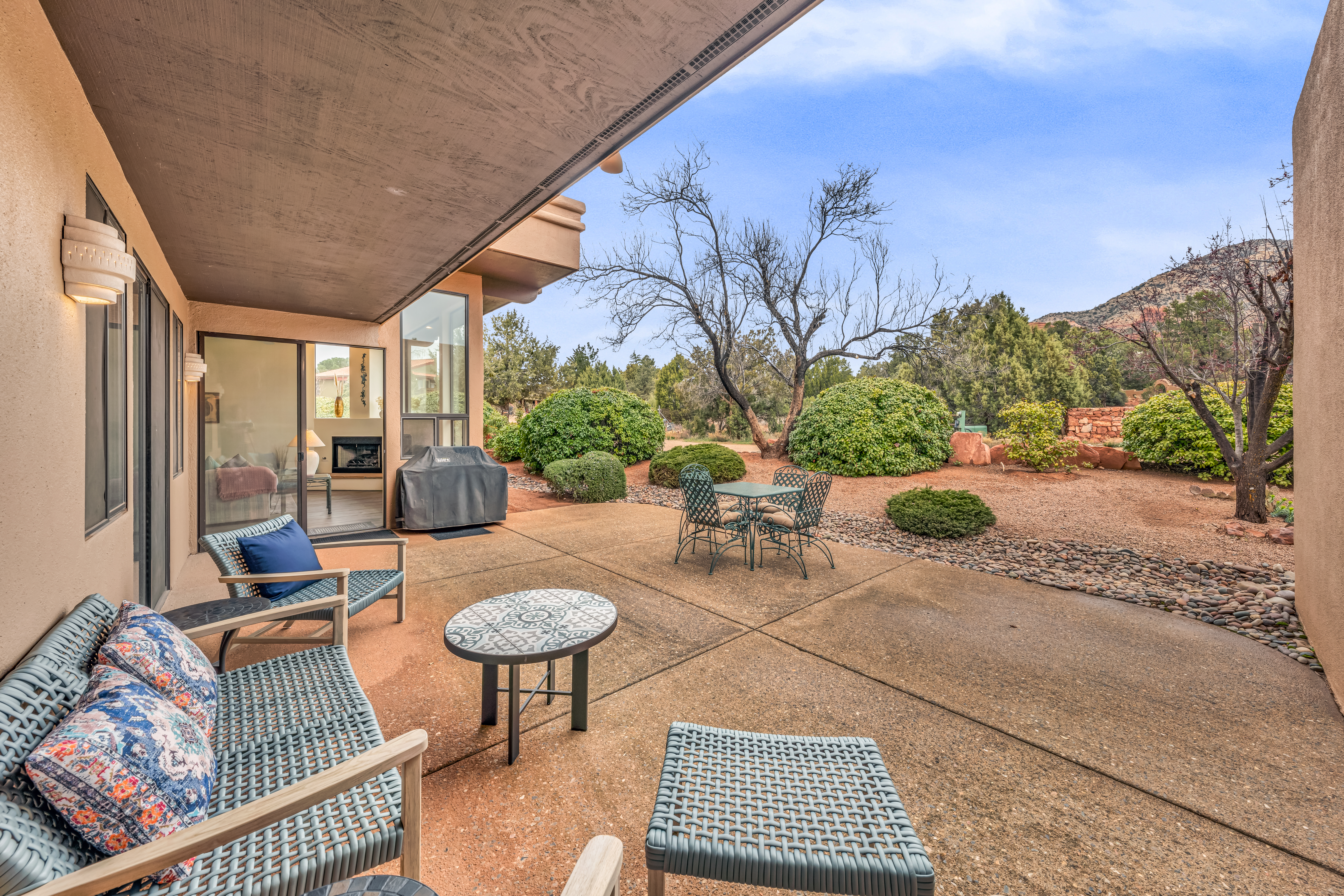 *SANITIZED* ~ Santa Susana ~ 2BR/2BA Single Level Townhome in West Sedona with Superior Views