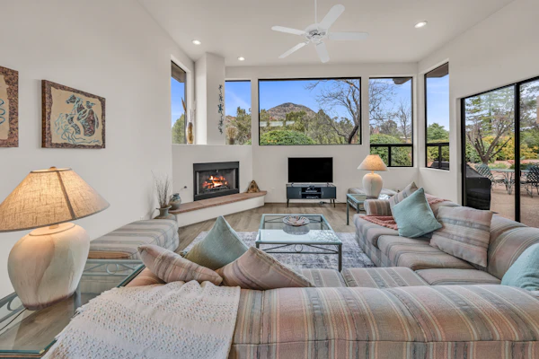 Santa Susana | West Sedona Townhome w/ Pool, Hot Tub & Red Rock Views