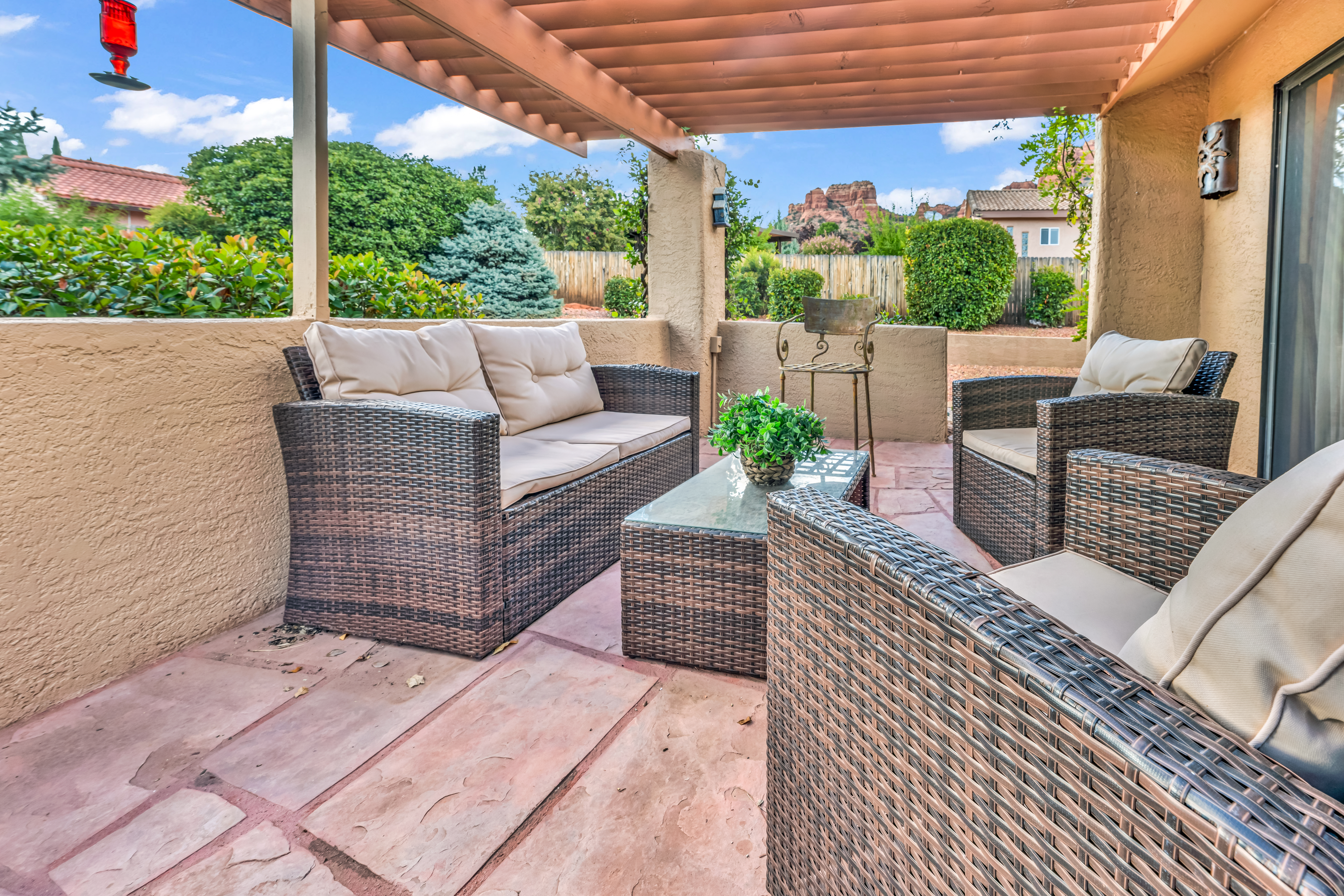 Harmony Hills ~ Newly Furnished Red Rock Views