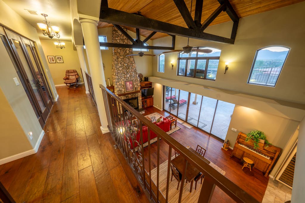 Sorelle Vineyard ~ Spectacular Estate