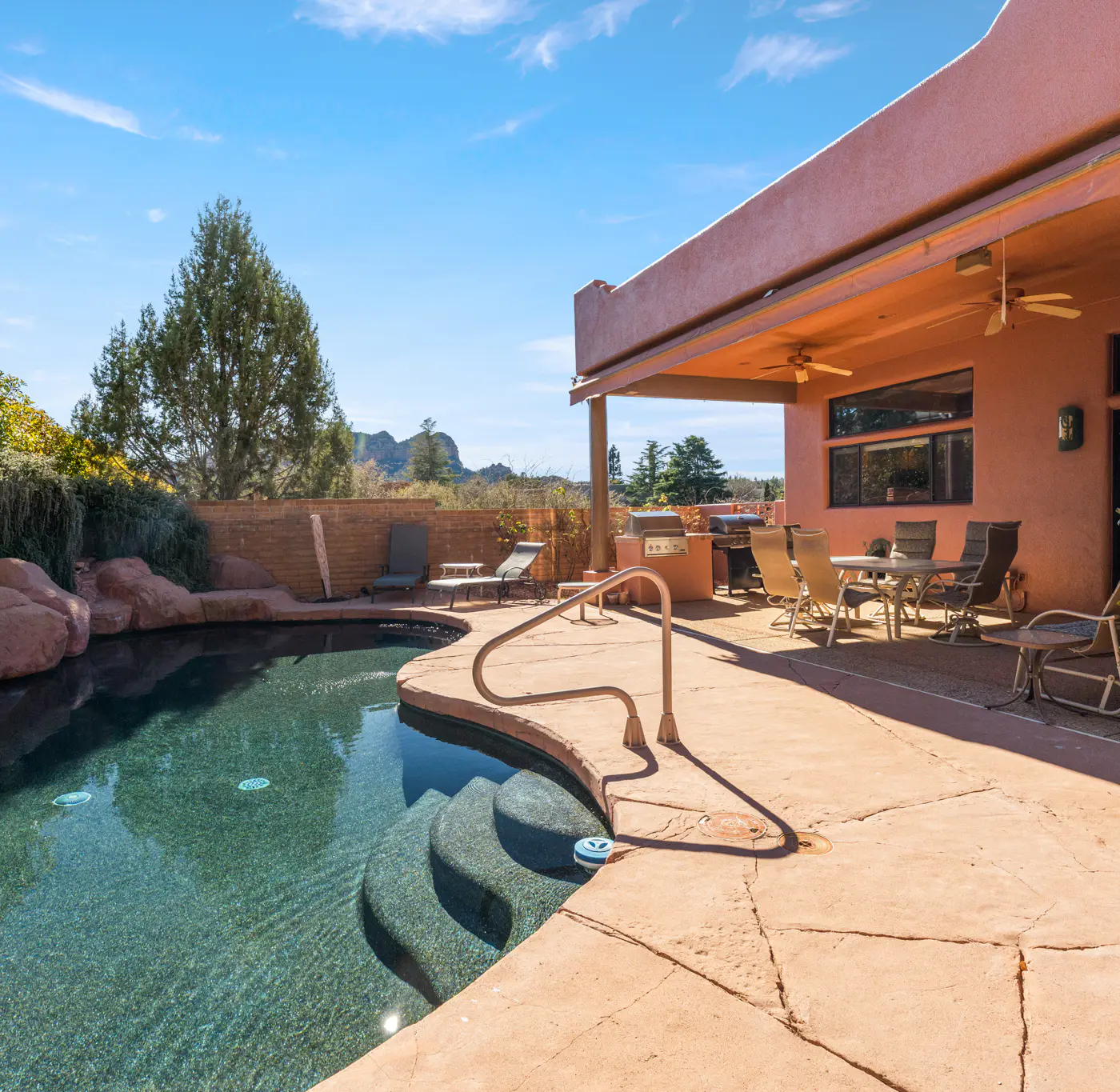 Indian Cliffs Retreat