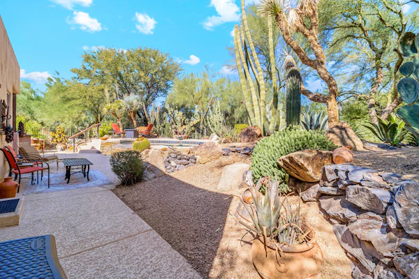 Rancho Villa - Southwestern home in Rancho Manana