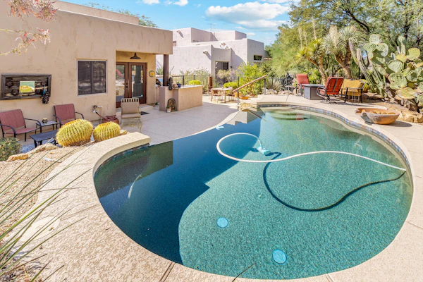 Rancho Villa - Southwestern home in Rancho Manana