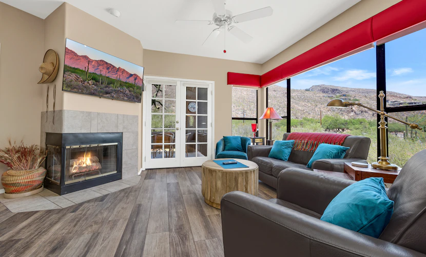 *Updated Tile!* View at Ventana 2 BR Condo/ COM Pool/PATIO VIEWS!