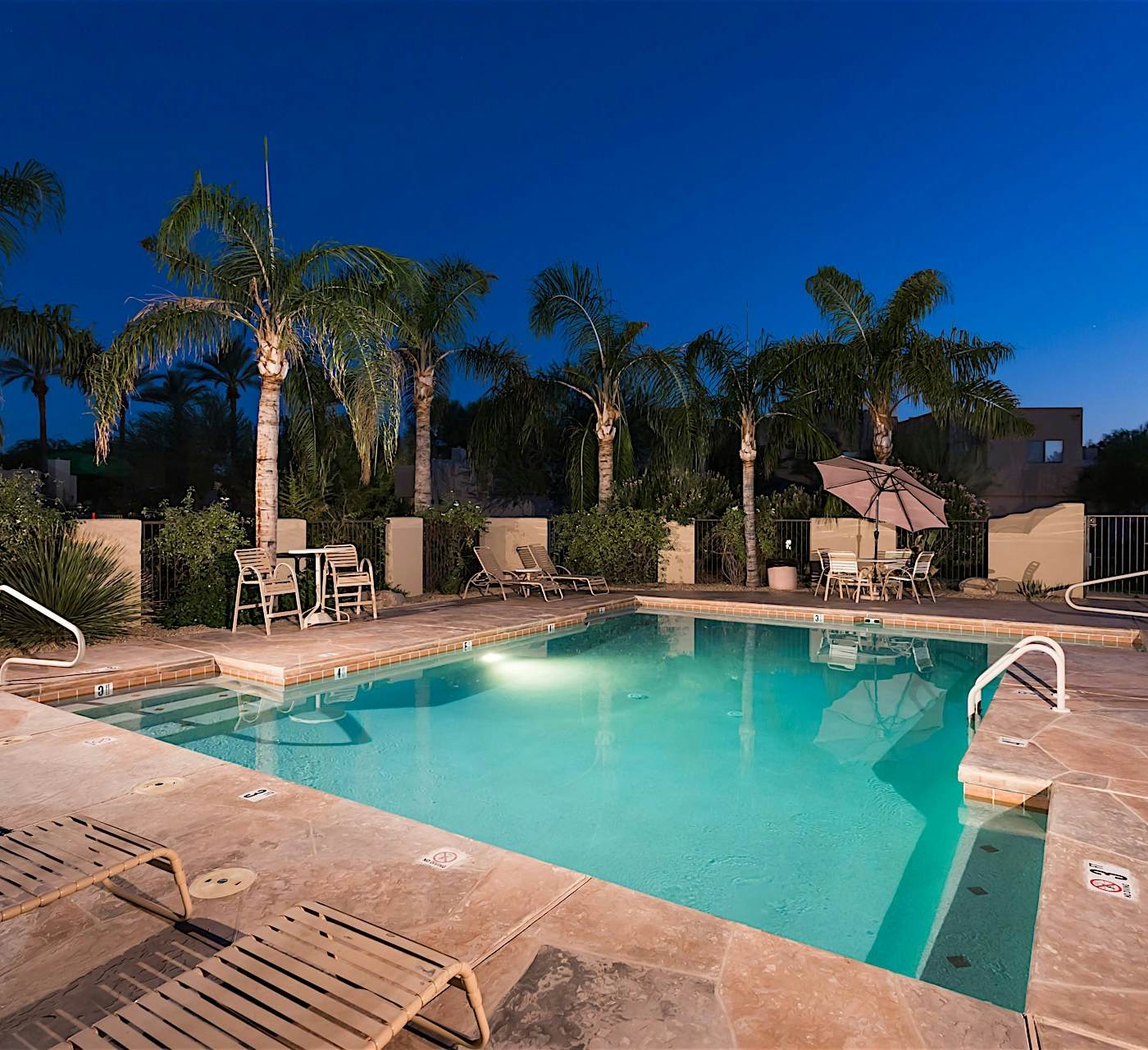 AZ Nirvana Townhouse