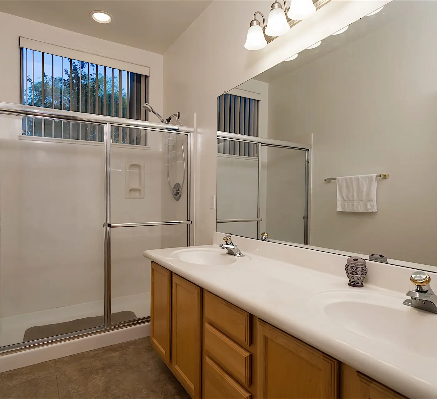 AZ Nirvana Townhouse