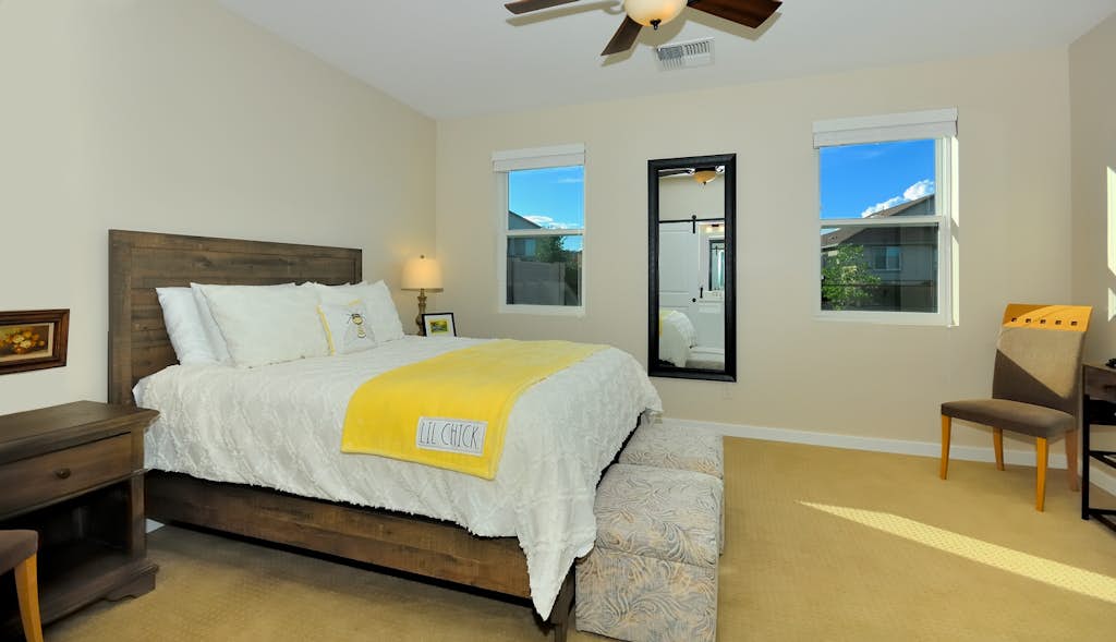 Perfect Location For 5 Surrounding Towns ~ 1 Minute Walk To Golf