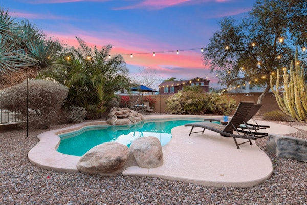 Goodyear Springs * Private Pool & Community Playground