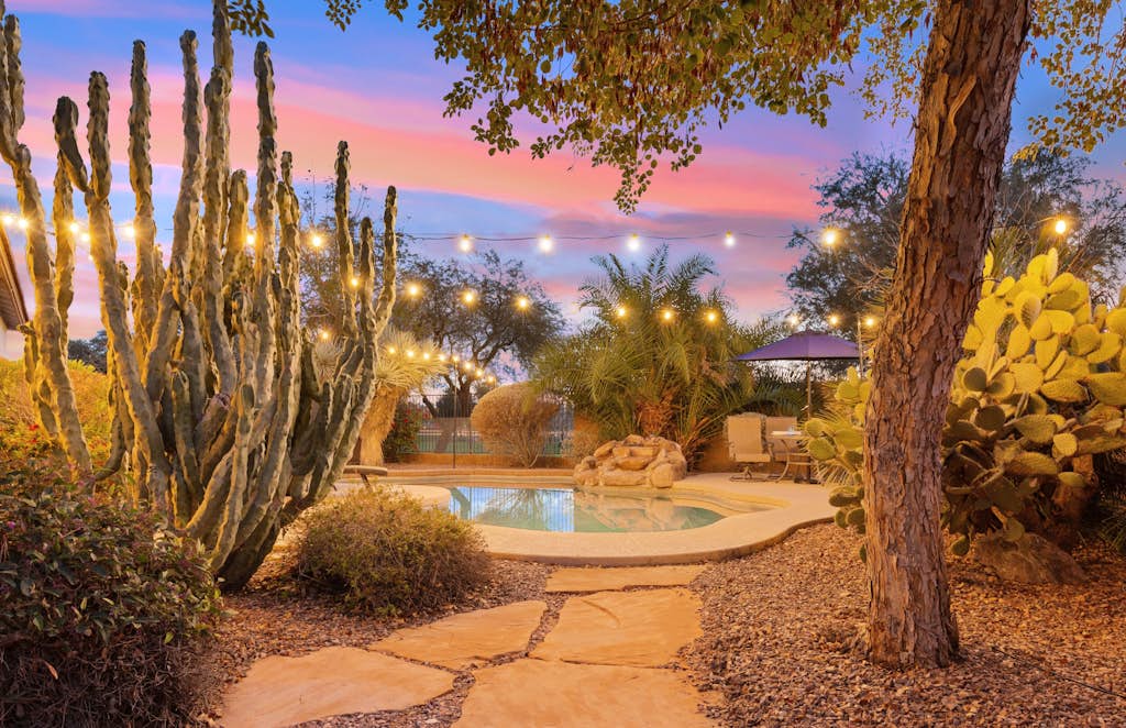 Goodyear Springs * Private Pool & Community Playground