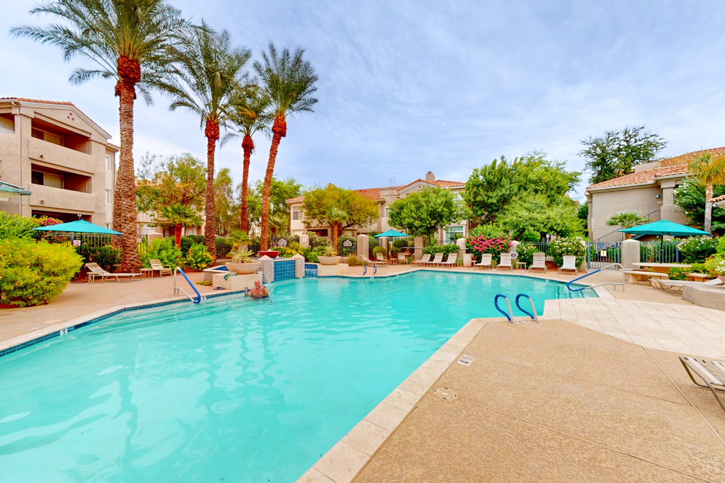 Live, Work, Play in Ahwatukee