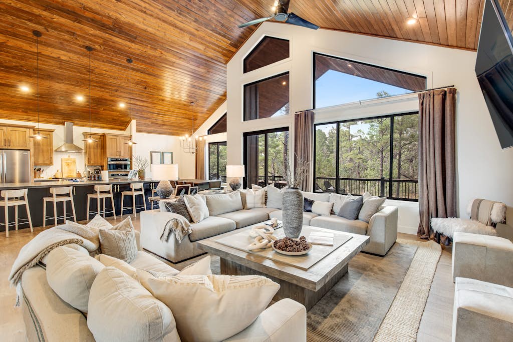 Stunning Torreon home with expansive deck, grill, fireplace, & AC