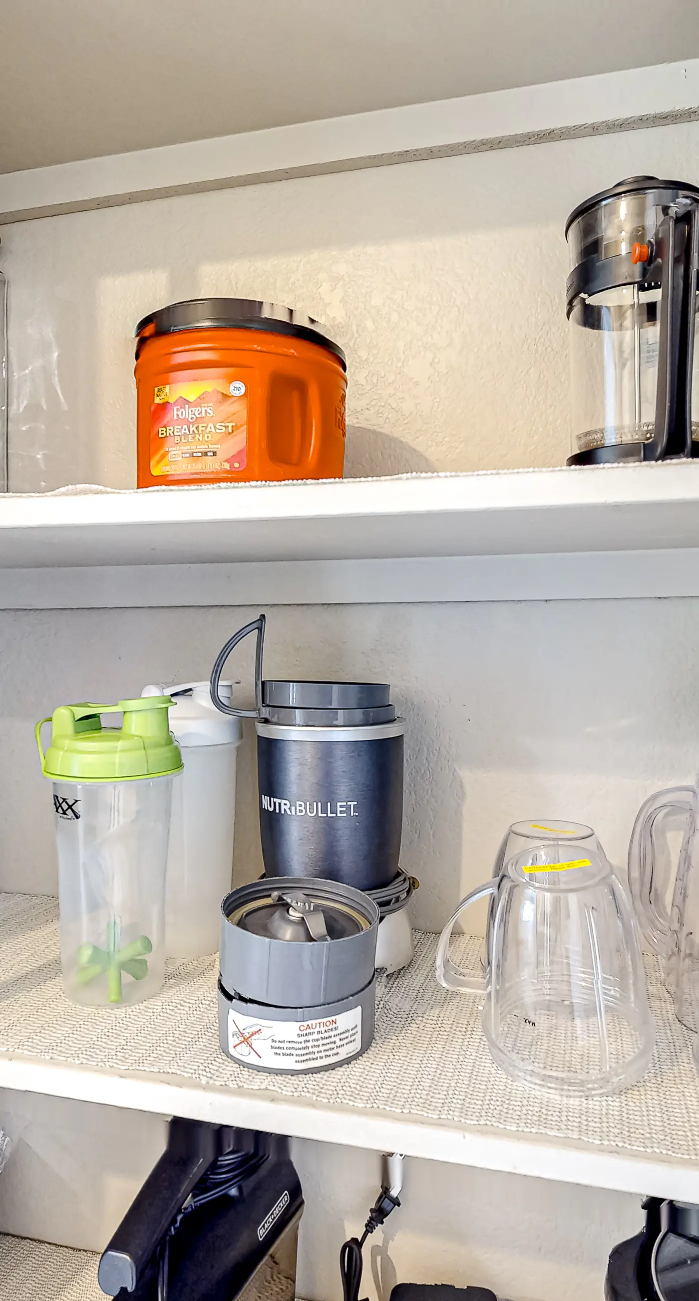 WeeCasa-Poolside Paradise