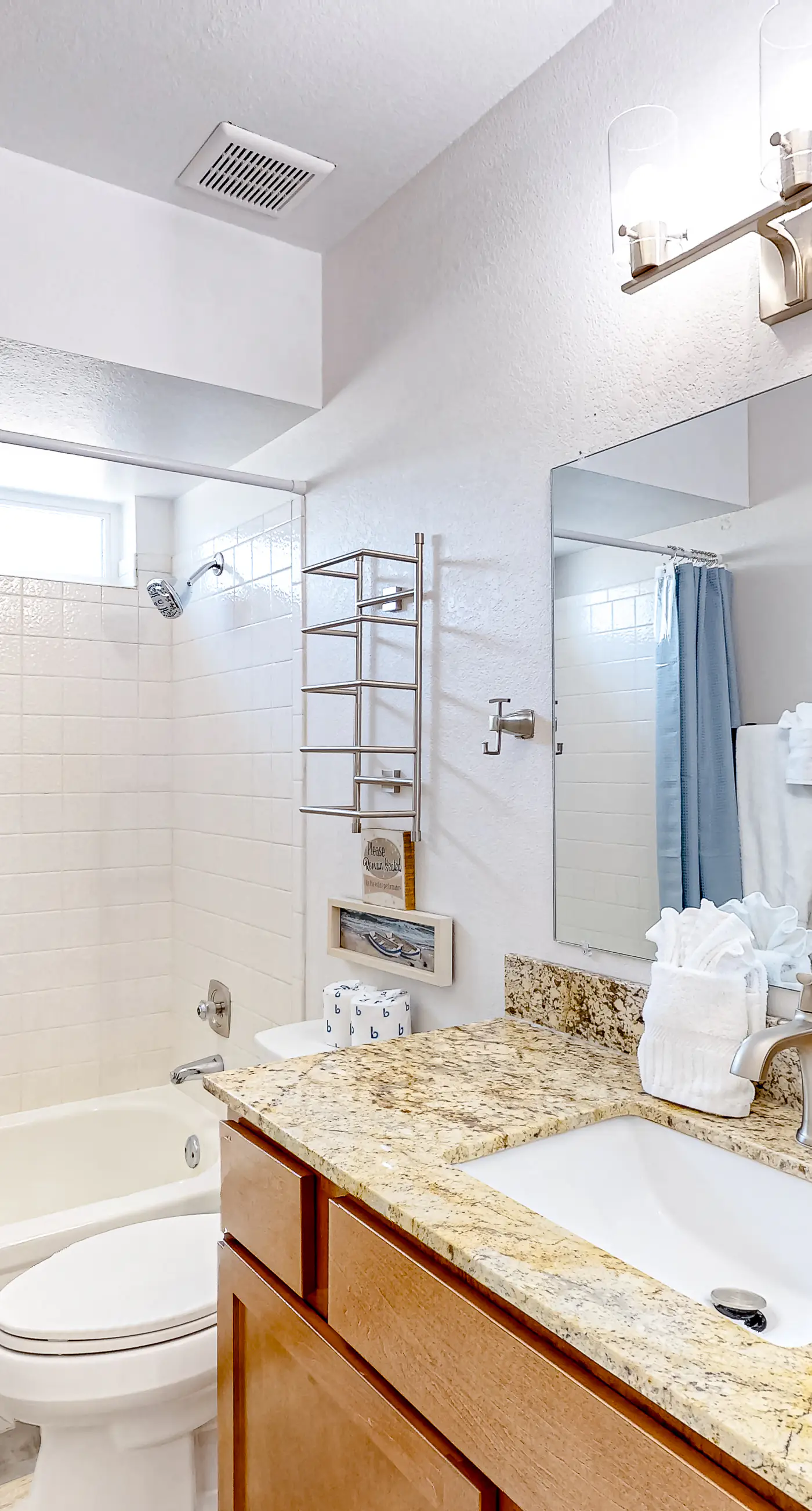 WeeCasa-Poolside Paradise