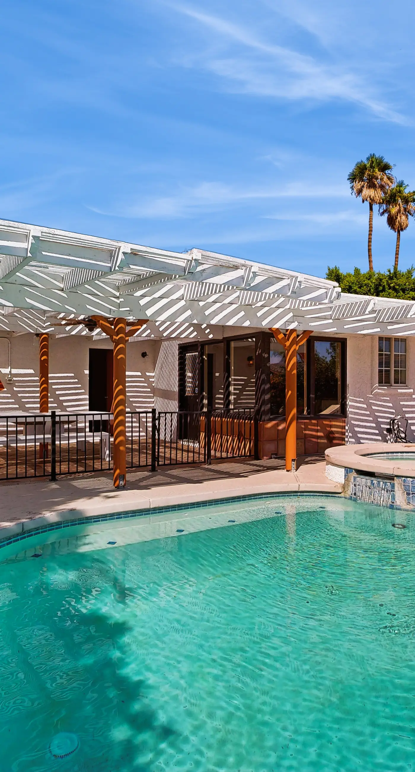 Hummingbird Haven - 68776