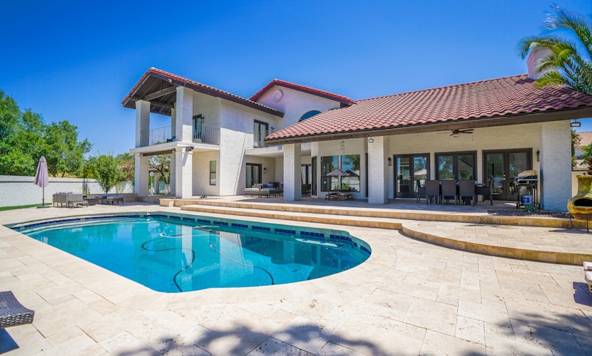 Family-friendly luxury home in Estate Groves with private pool & cabana + WiFi