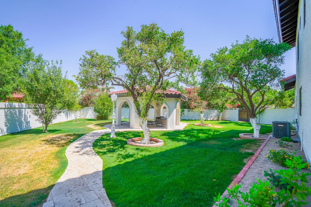 Family-friendly luxury home in Estate Groves with private pool & cabana + WiFi