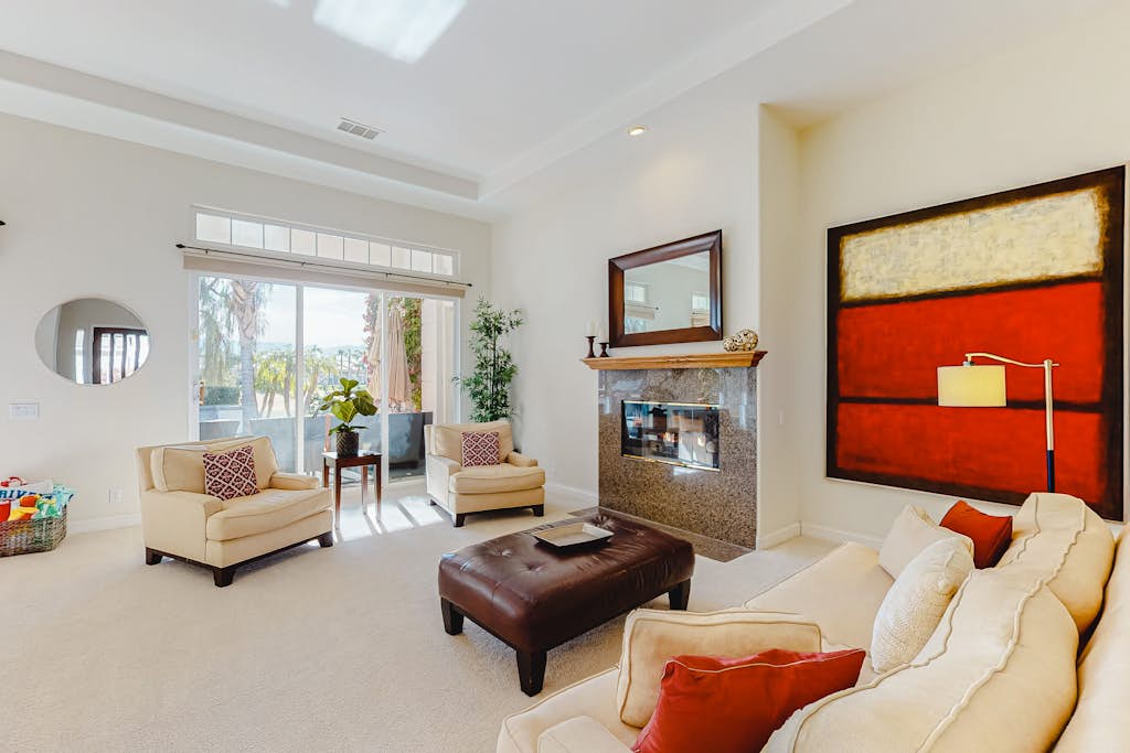 Pristine home w/ a wet bar, outdoor kitchen, private pool, & spa