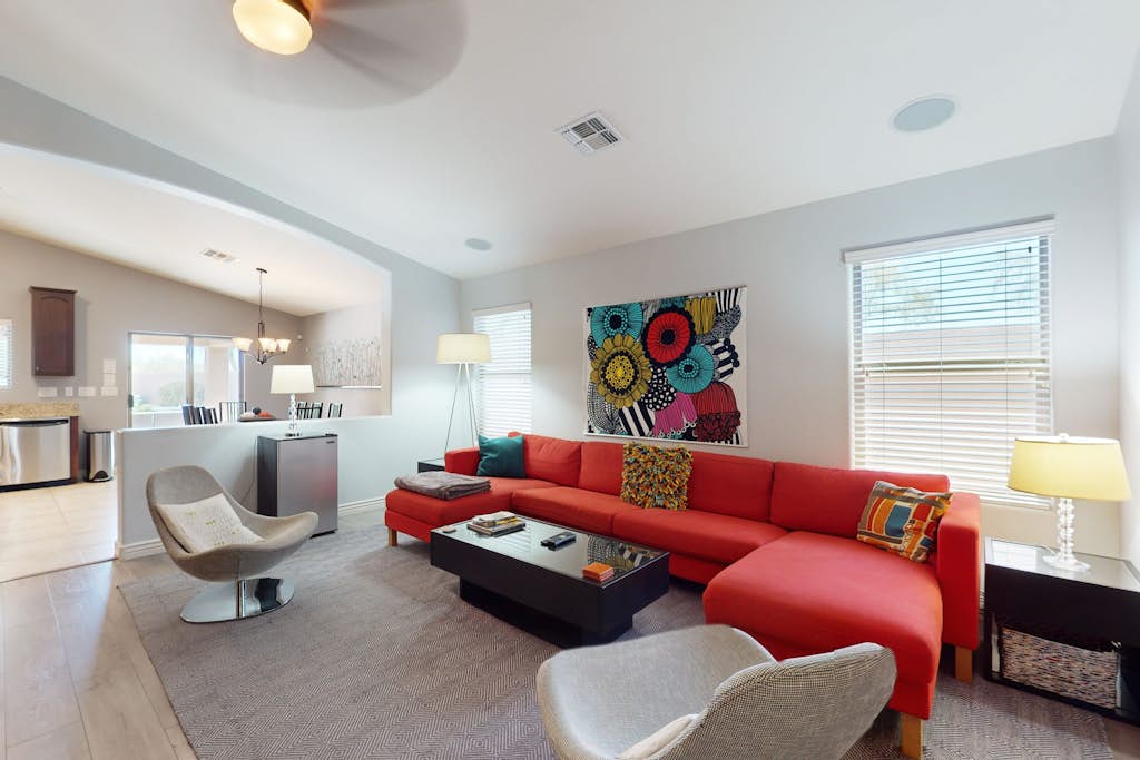 Pristine Desert Ridge home with a pool & backyard oasis - dog-friendly