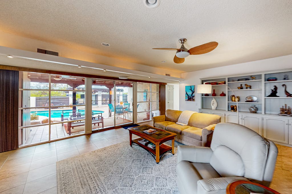 Mountain view home with private pool, tranquil patio & beautiful kitchen