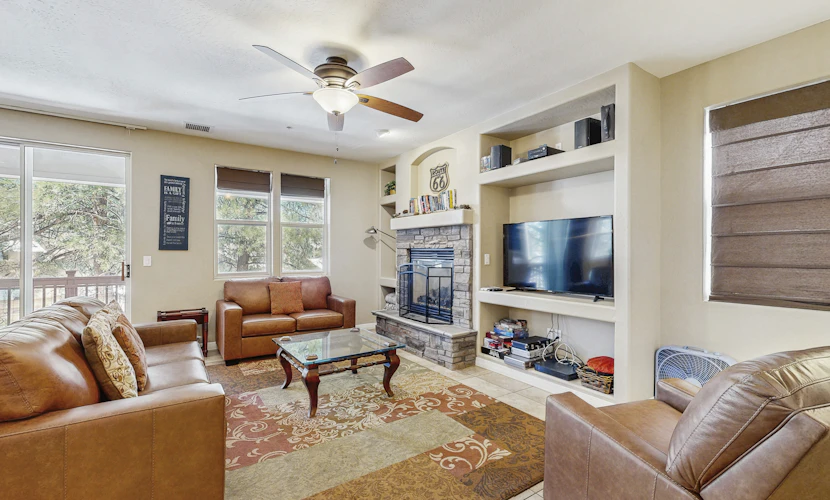 Large, dog-friendly home with air hockey & great location close to trails