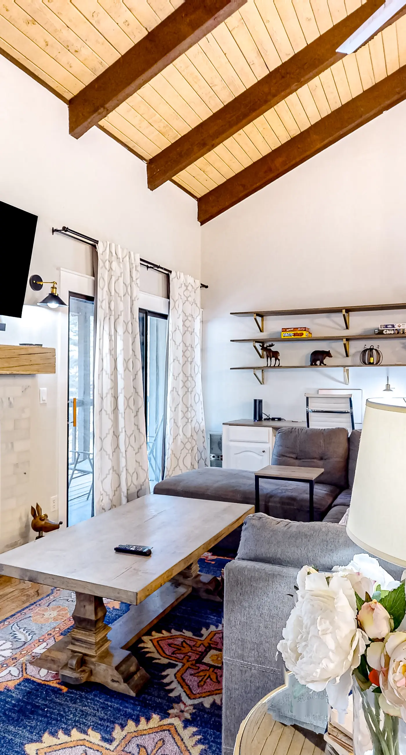 Sway of the Pines, Unit#32A