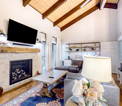 Sway of the Pines, Unit#32A