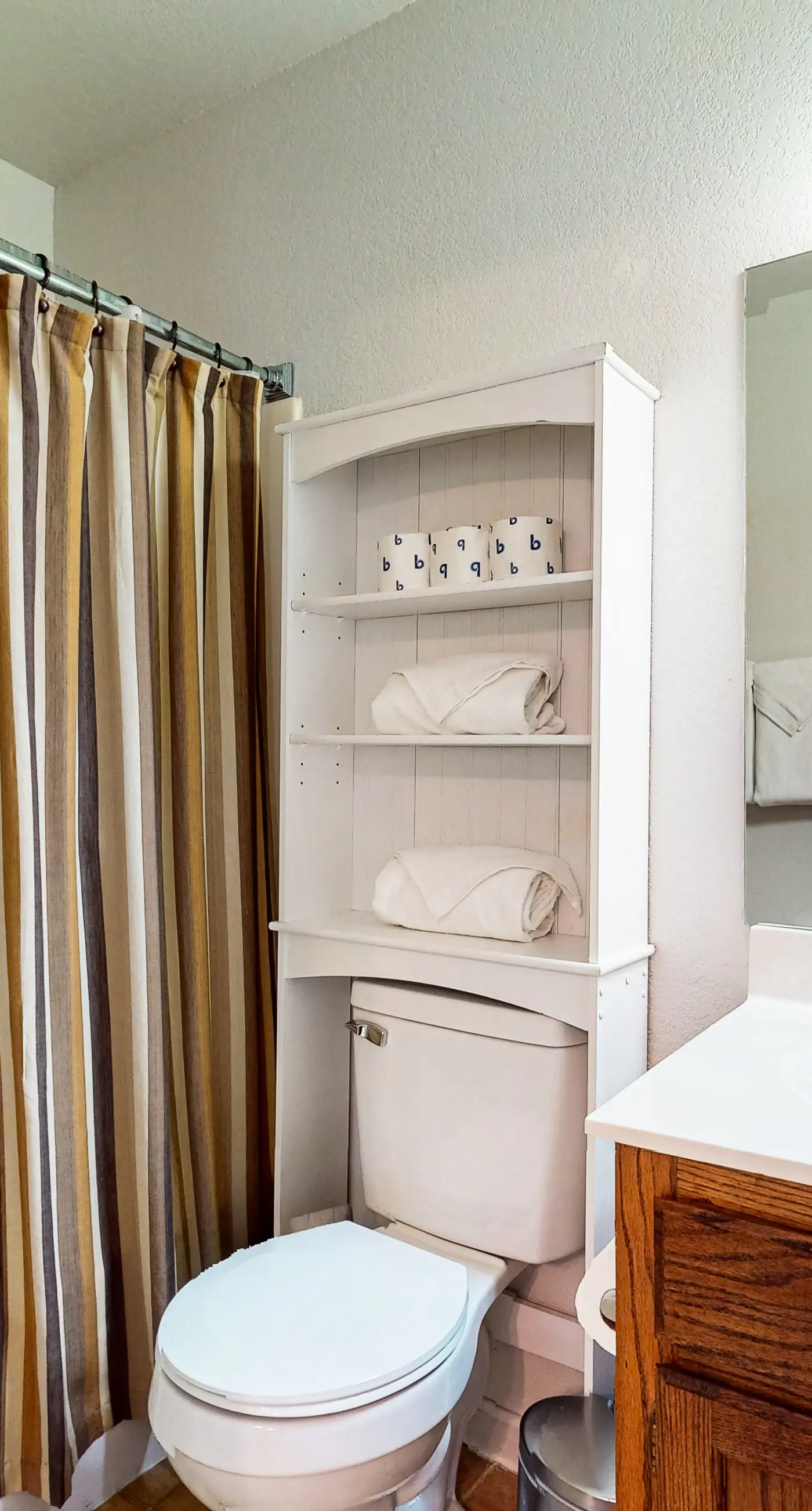 Khunu-Wasi White Mountain Hideaway