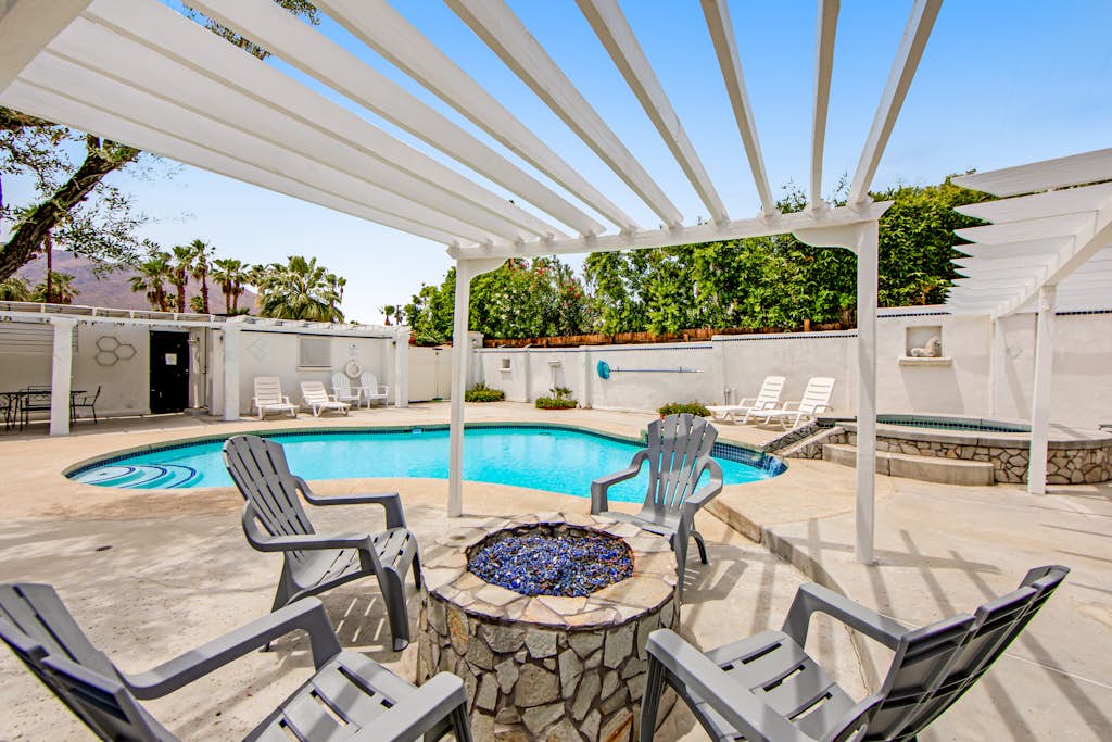 Appealing Racquet Club home with firepit, private pool & gas grill