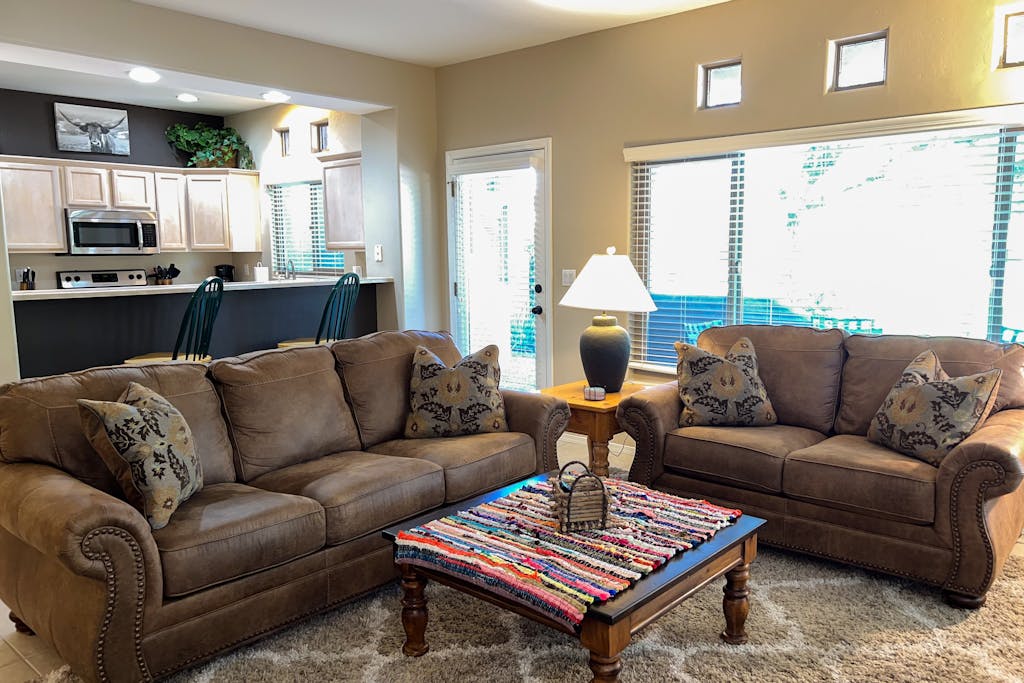 Remodeled getaway with pool & hot tub - near hiking & town