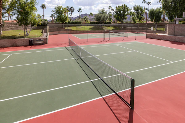 Cookout-ready corner condo with pool, hot tub & tennis - 7-night minimum stay