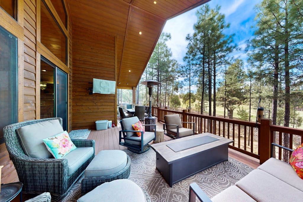 Tranquil Torreon Pines and Fairway Hideaway