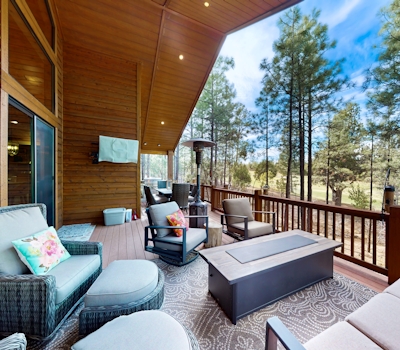 Tranquil Torreon Pines and Fairway Hideaway