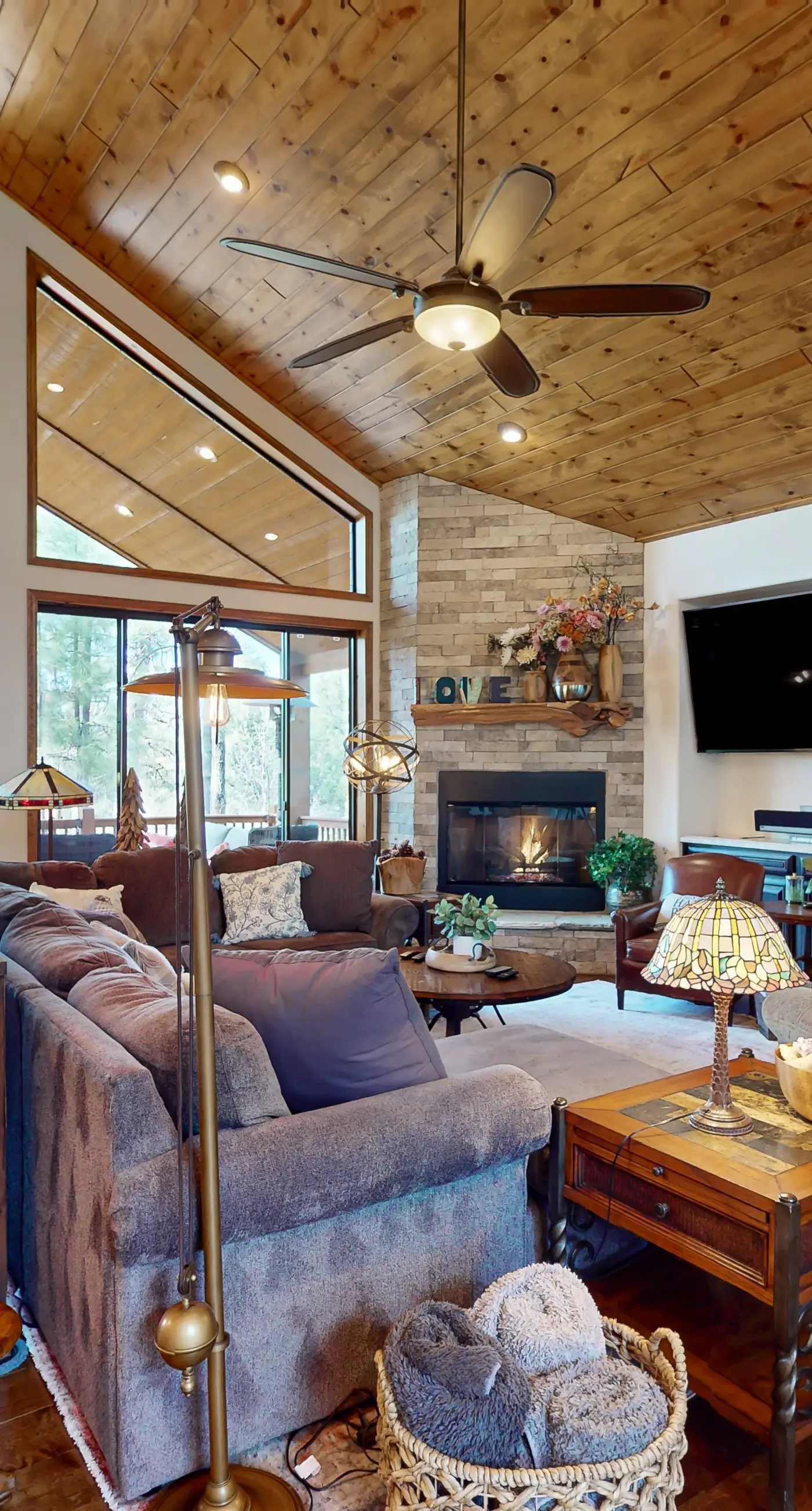Tranquil Torreon Pines and Fairway Hideaway