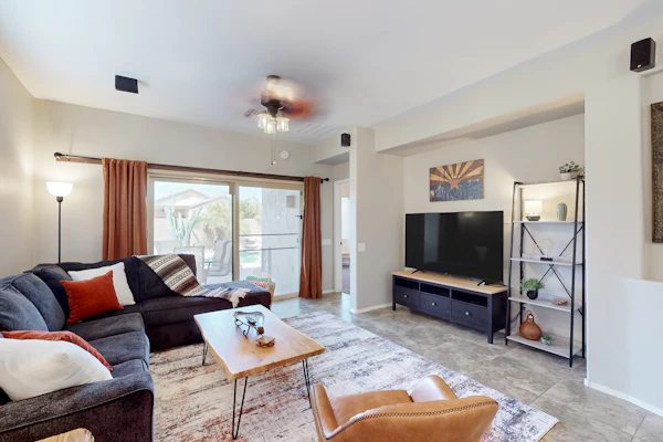 Dog-friendly home with private heated pool, enclosed backyard, patio, grill, W/D