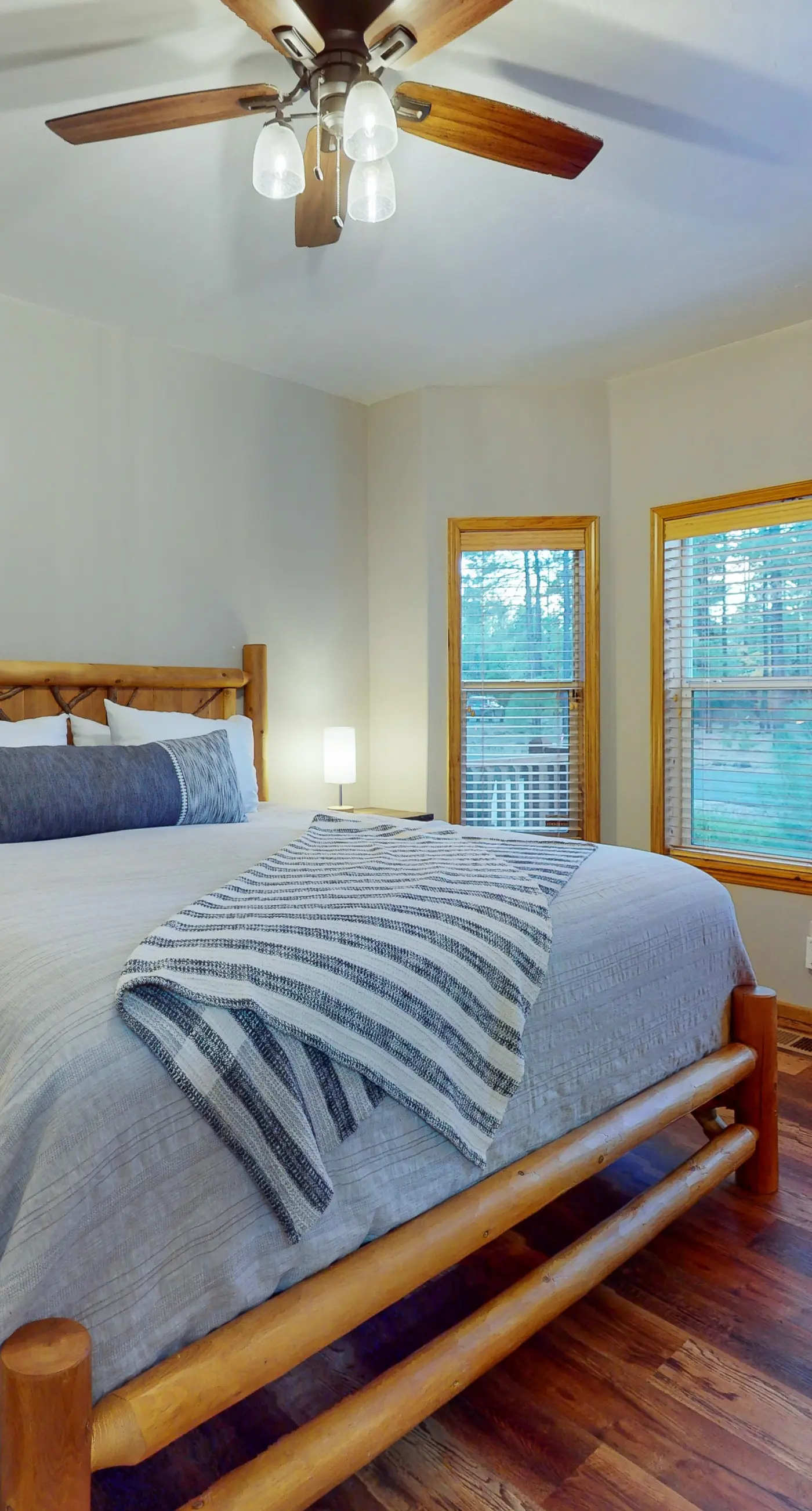TNT AZ Cabin