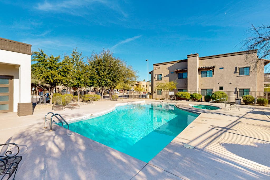 Your Perfect Tucson Escape – Comfort, Views, and Family-Friendly Fun!