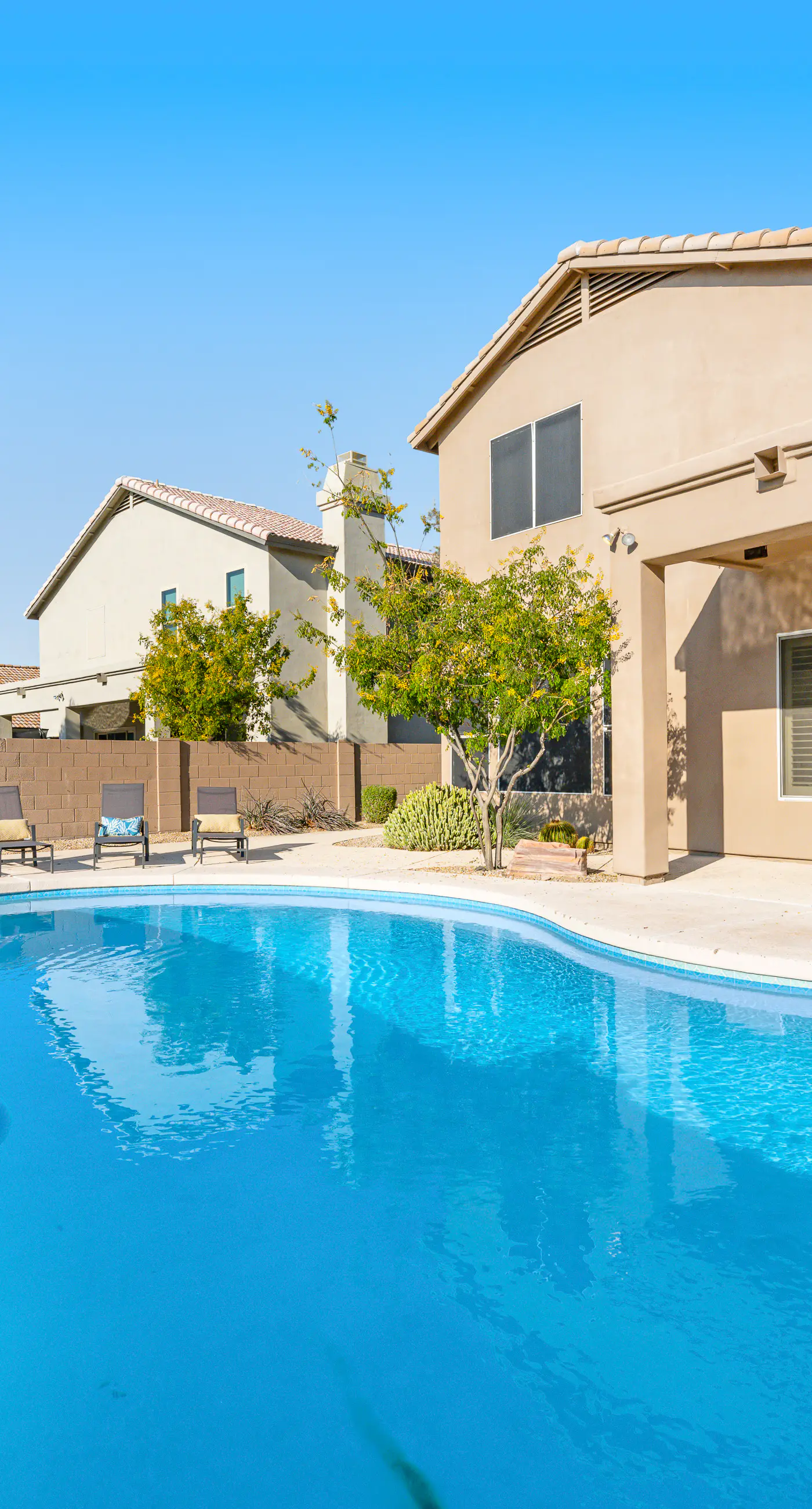 Roy Rogers Poolhouse