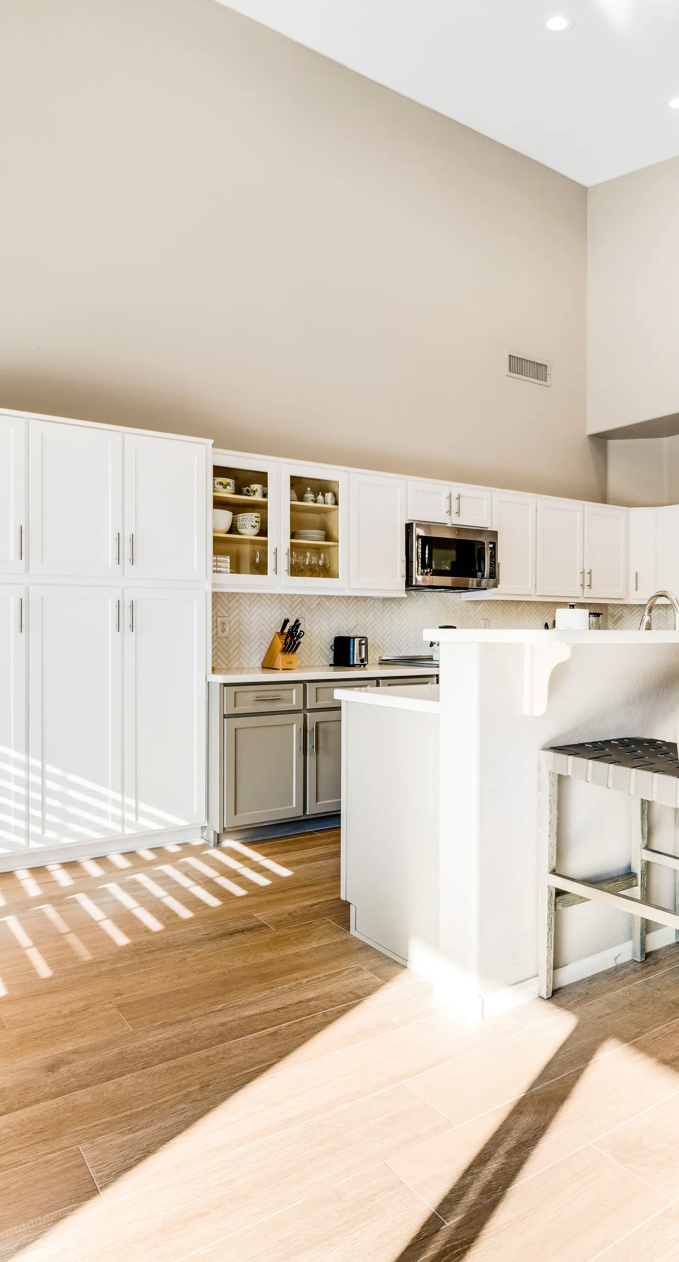 Roy Rogers Poolhouse